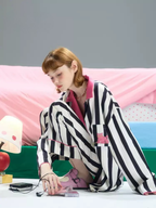 Pembe Yaka Cool Cat Çizgili Pijama Takımı