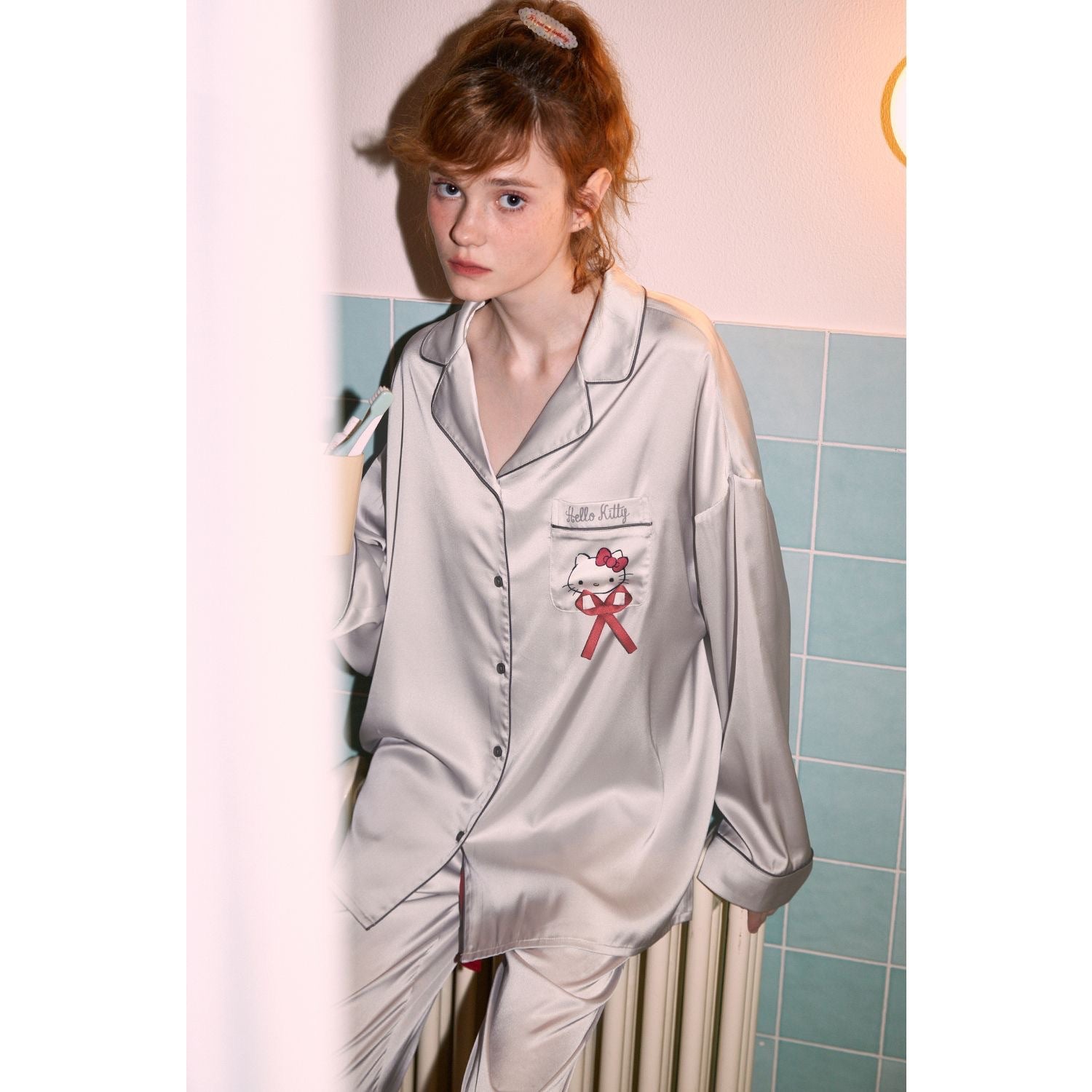 Bonjour Kitty – Uzun Kollu Saten Kadın Pijama Takımı