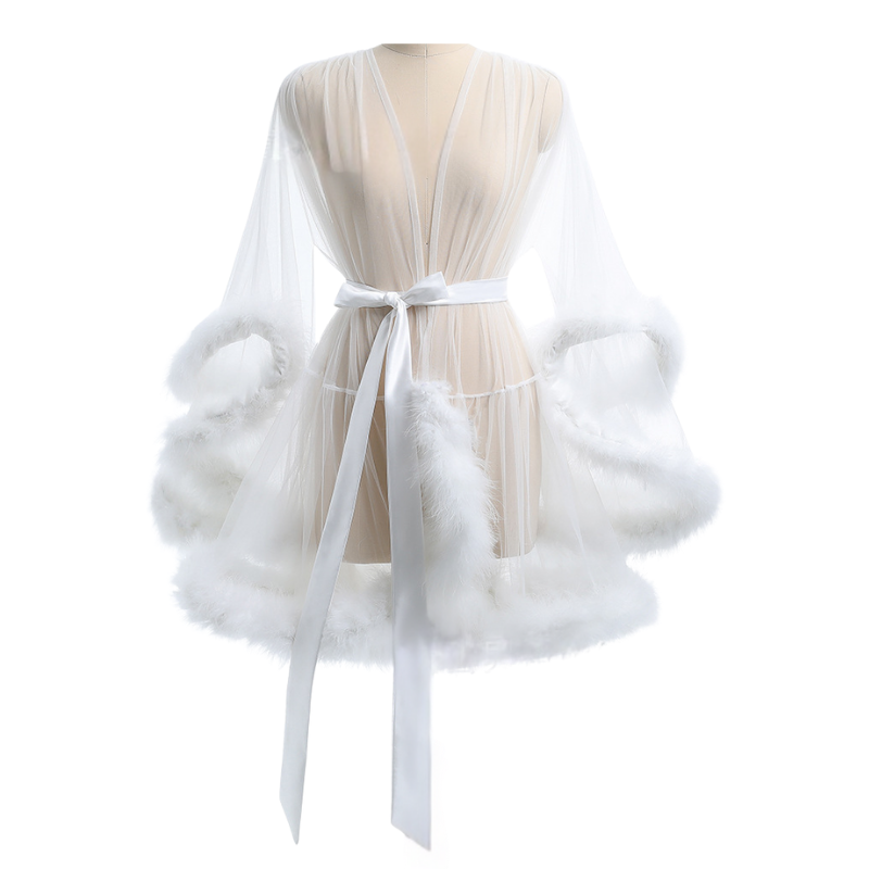 Glamorous Feather – Tül ve Peluş Detaylı Sabahlık