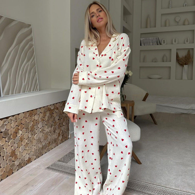 Heart Bliss – Pamuklu Kalp Desenli Kadın Pijama Takımı