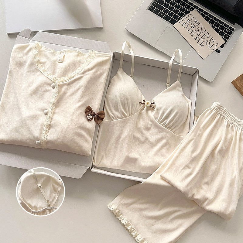 Ivory Dream Set – 3’lü Kadın Pijama Takımı