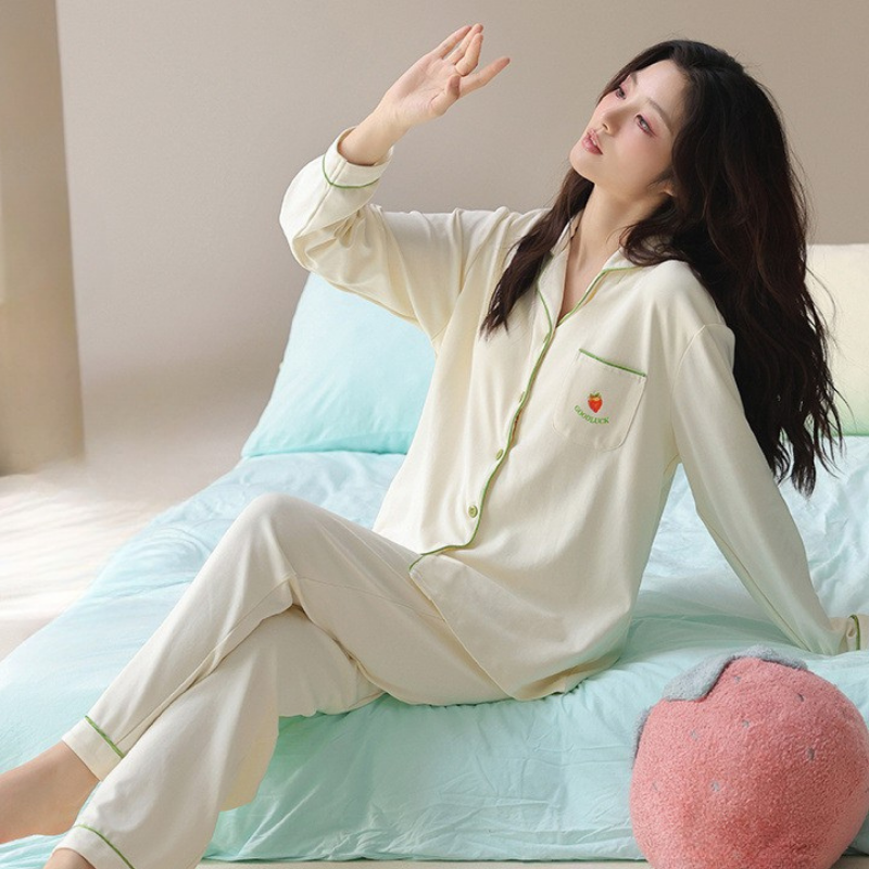 PureEase – Göğüs Pedli Pamuklu Pijama Takımı