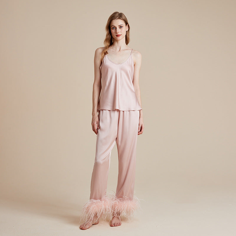 Rosé Luxe – Pudra Saten Tüylü 3’lü Kadın Pijama Takımı