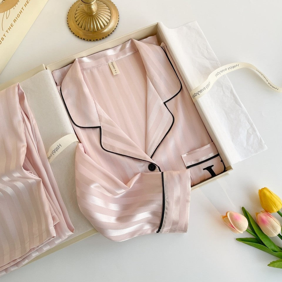 Satin Stripe – Saten Çizgili Kadın Pijama Takımı