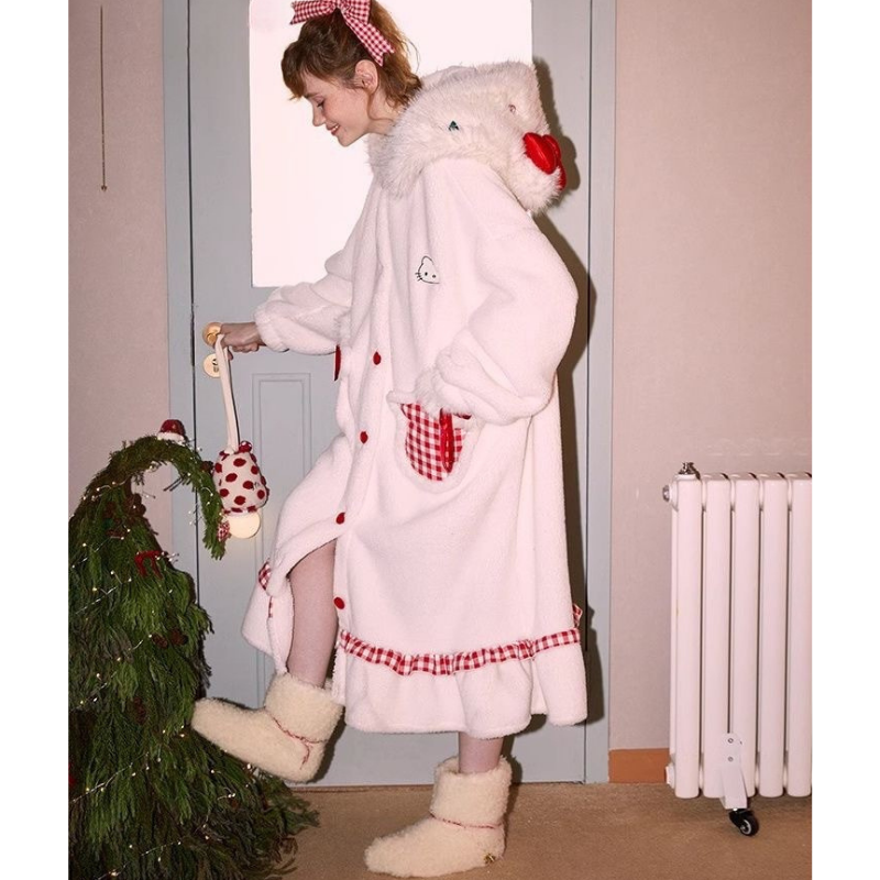 Snowy Dream – Kapüşonlu Peluş Kadın Sabahlık