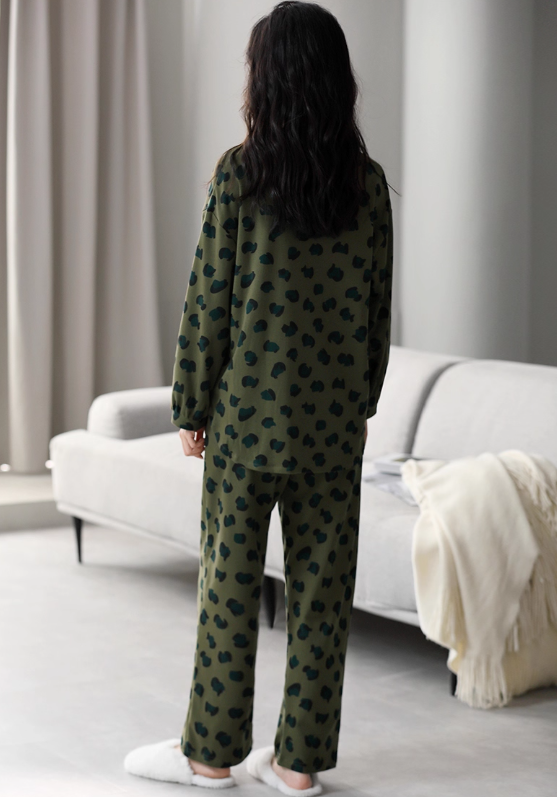Yeşil Leopar Desenli Pamuklu Pijama Takımı