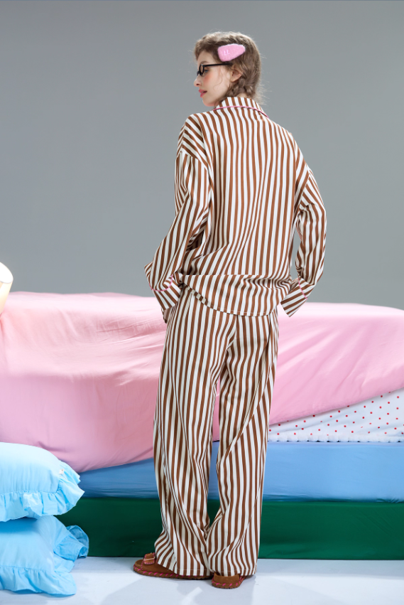 Pijama de rayas marrones Cool Cat