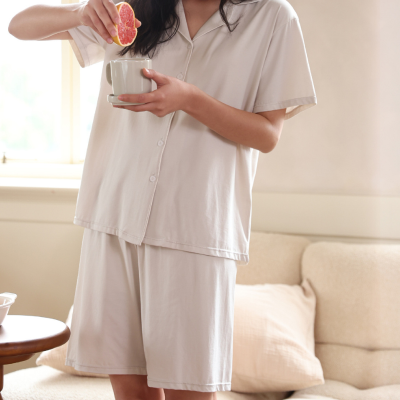 Every Day Comfort – Taş Gri Şortlu Kadın Pijama Takımı