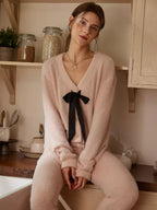 Pembe Fransız Stil Fiyonk Detaylı Polar Pijama Takımı