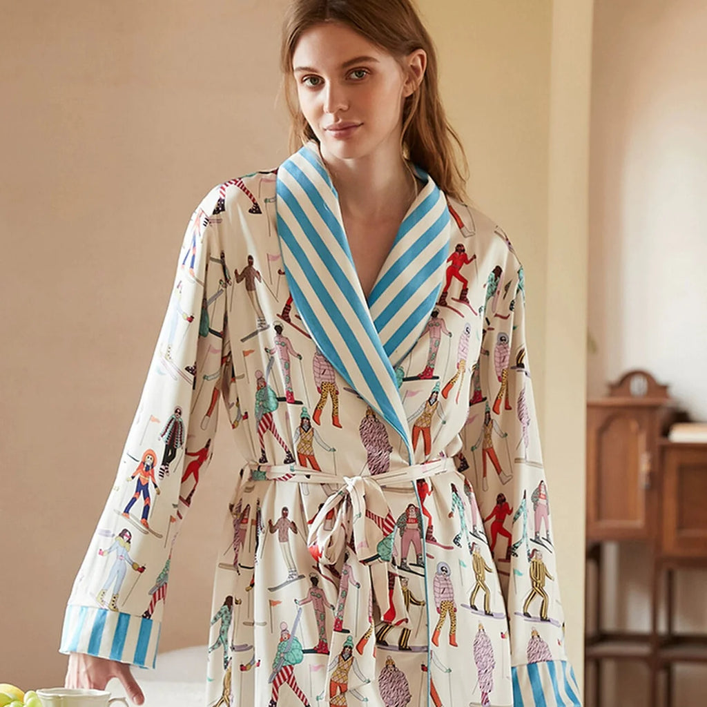 Maison Editorial Premium Satin Patterned Robe