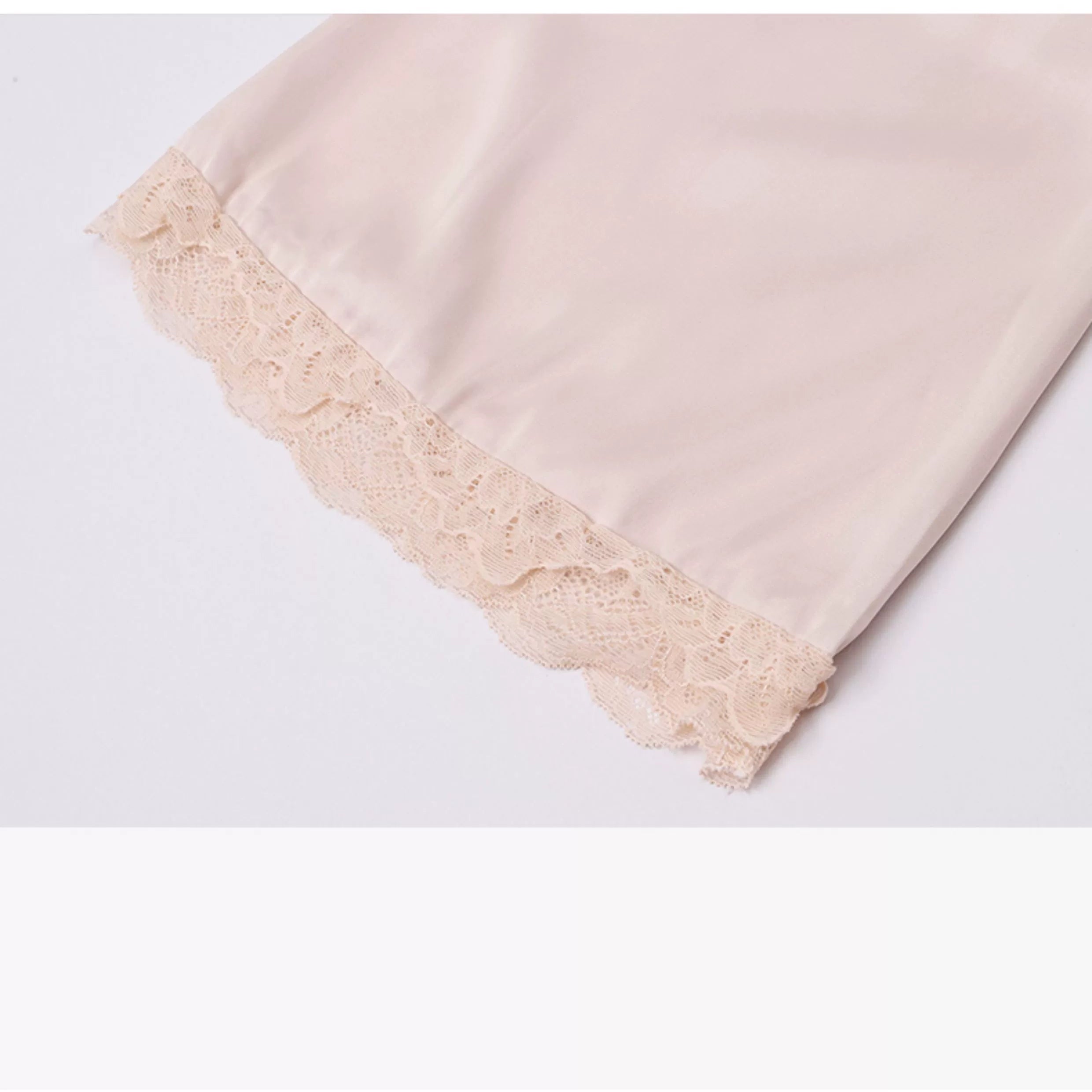 Fransız Yeni Stil Saten Dokulu Gecelik/Sabahlık Set