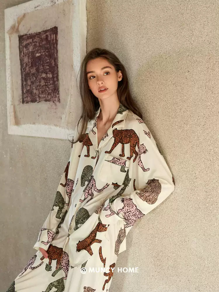 Leopar Desenli Renkli Baskılı Pamuklu Pijama Takımı