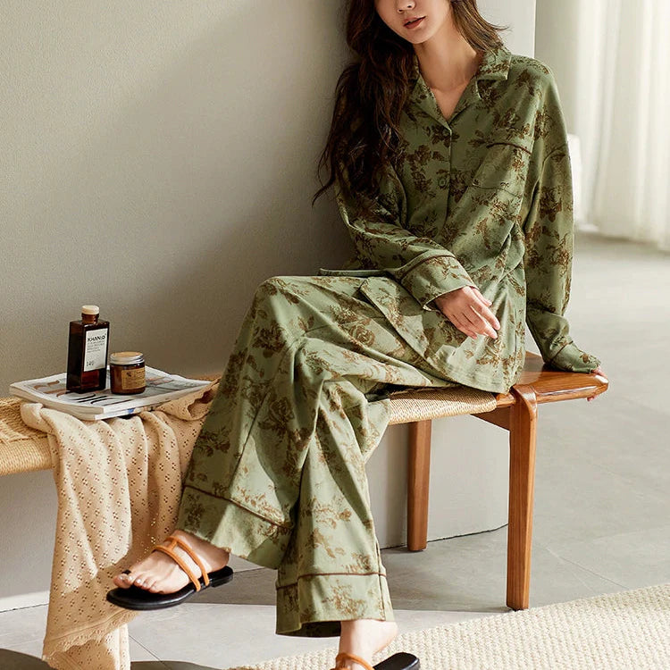 Pijama de algodón verde con diseño vintage