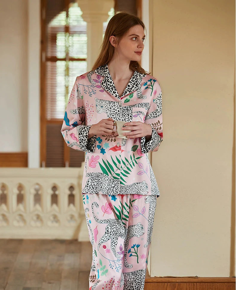 Kar Leopar Fransız Lüks Saten Pijama Takımı