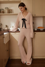 Pembe Fransız Stil Fiyonk Detaylı Polar Pijama Takımı