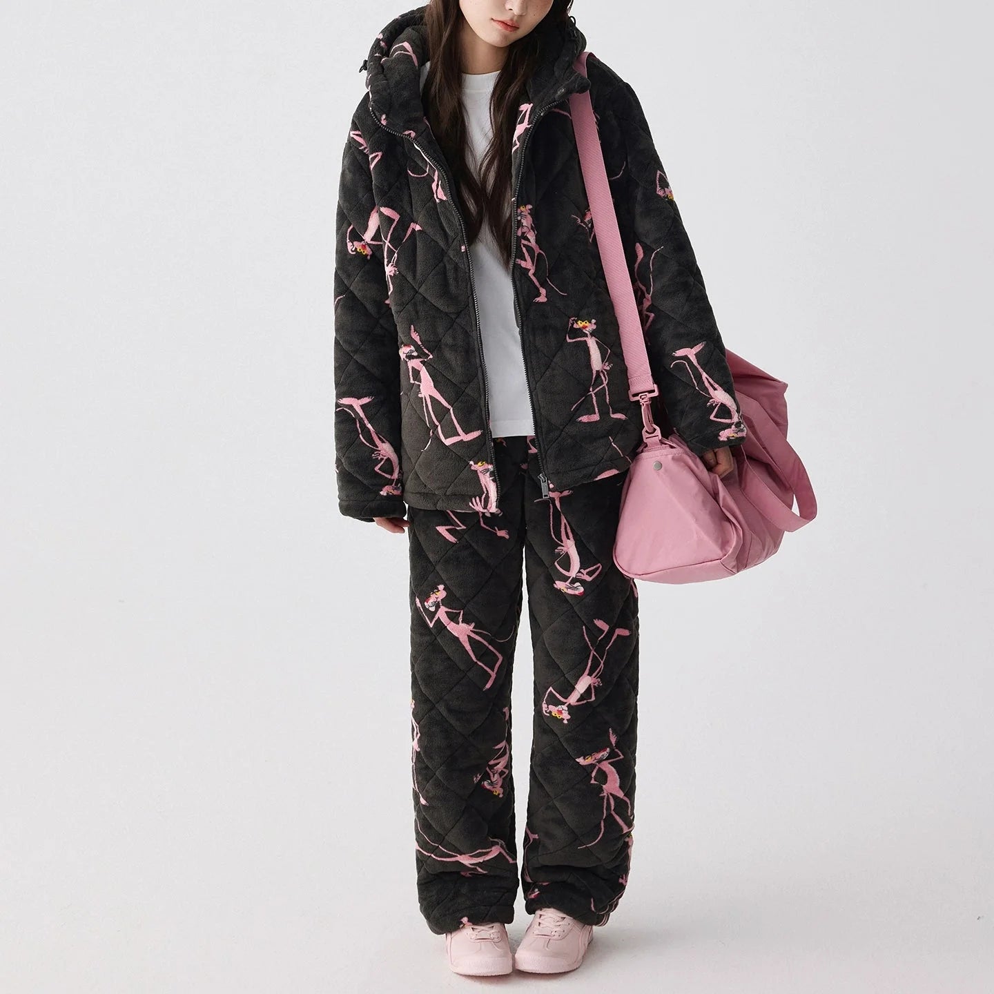 Siyah Kapüşonlu Pink Panther Flanel Kışlık Pijama Takımı