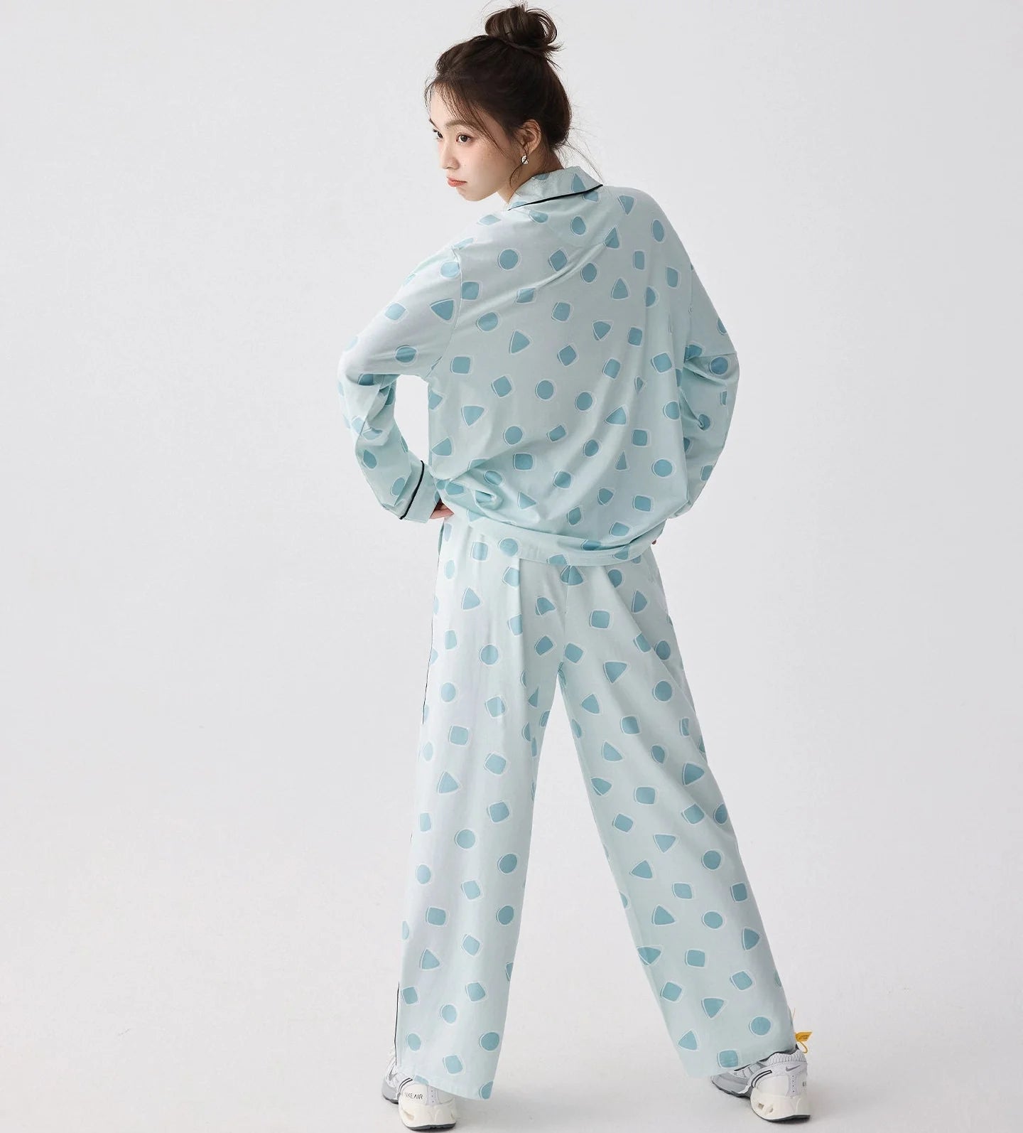 Pembe Karakter Desenli Modal Pamuklu Pijama Takımı