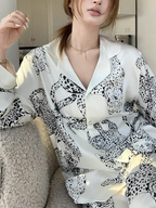 Conjunto de pijama de satén de lujo con estampado de leopardo