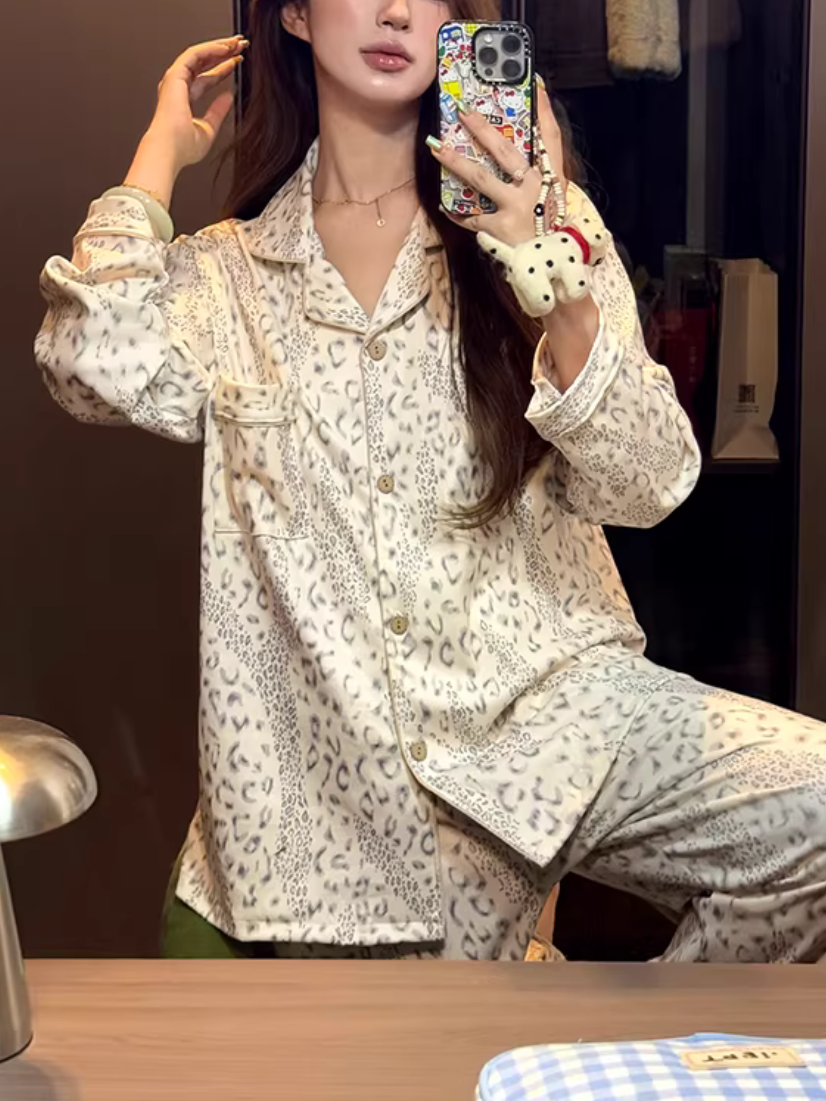 Leopar Desenli Kadın Pijama Takımı