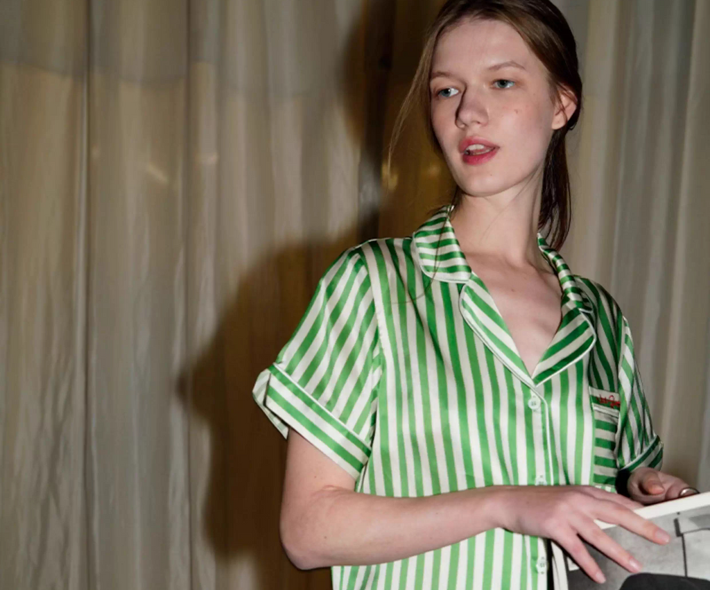 Yeşil %100 İpek Beyaz Çizgili Kısa Pijama Takımı