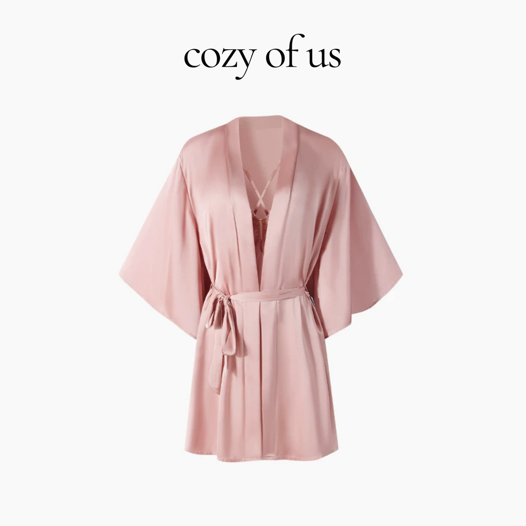 Fransız Stil Çapraz Askılı Saten Dokulu Dantel Detaylı Gecelik